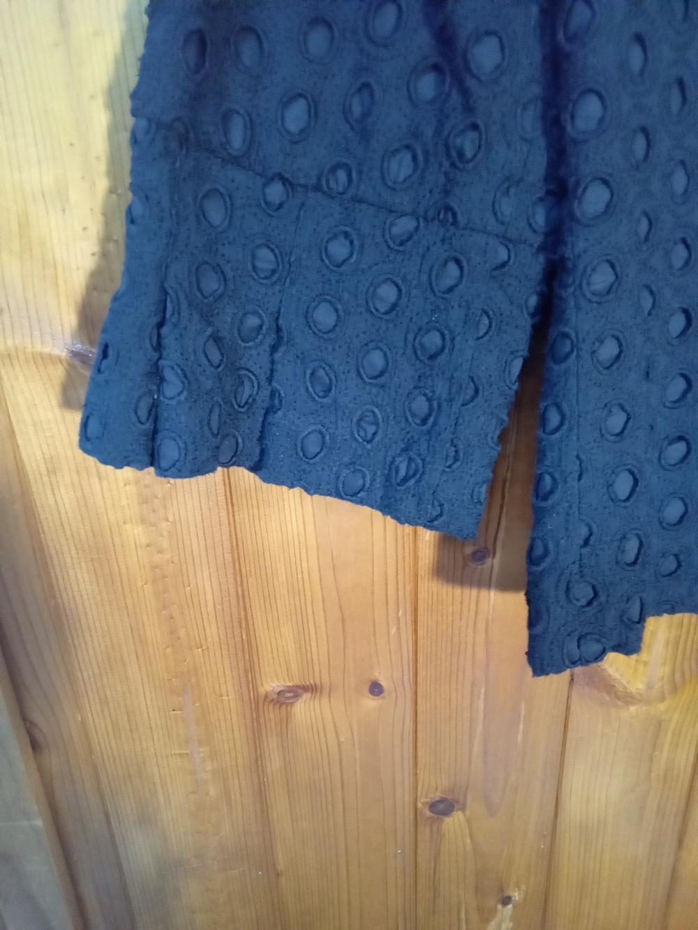 Kenneth Cole Reaction Black Textured Dot Cropped Blazer - Picture 3 of 4